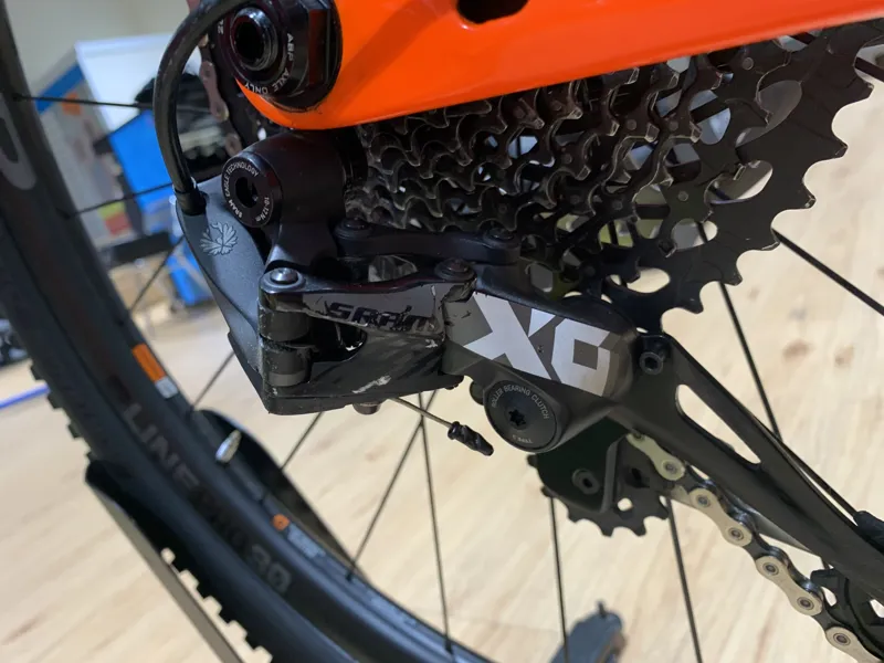 Trek Top Fuel 9.9 EX DEMO Mountain Bike 2019 M/L Orange/Black-7